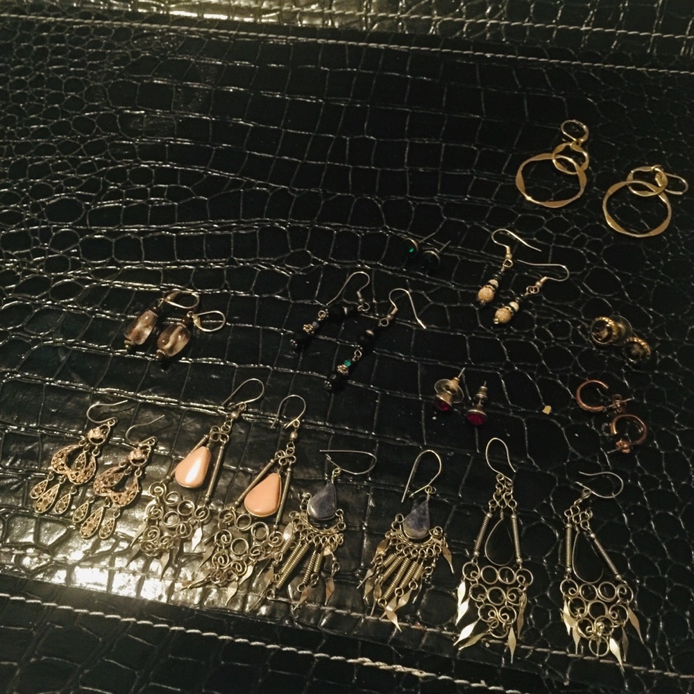 Fashion Earrings, one price,all different